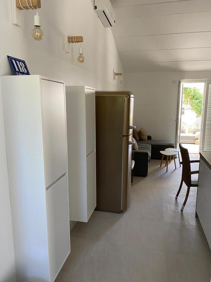 Cozy Apartment Gajac, Pag -B1 Zone Skunca エクステリア 写真